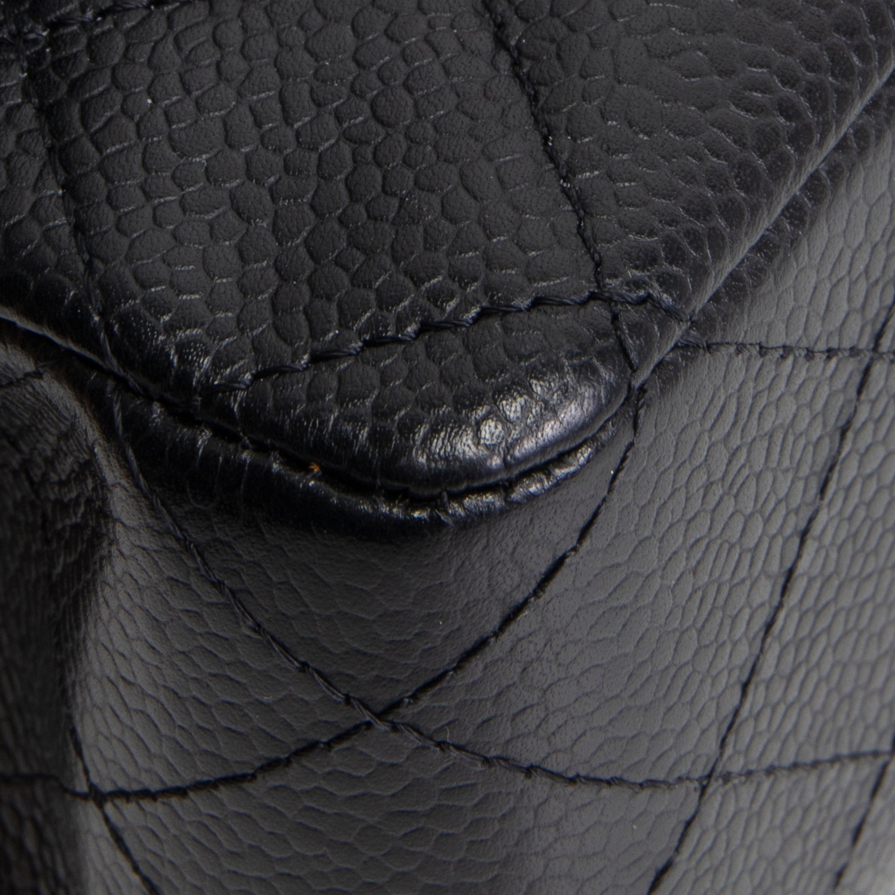 CH Classic Caviar Medium Double Flap - Black