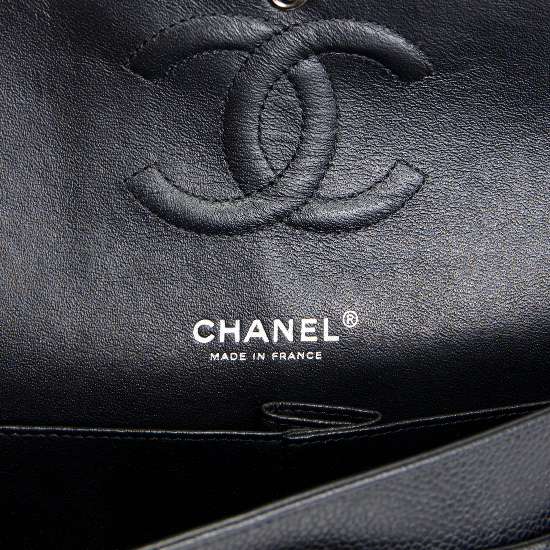 CH Classic Caviar Medium Double Flap - Black