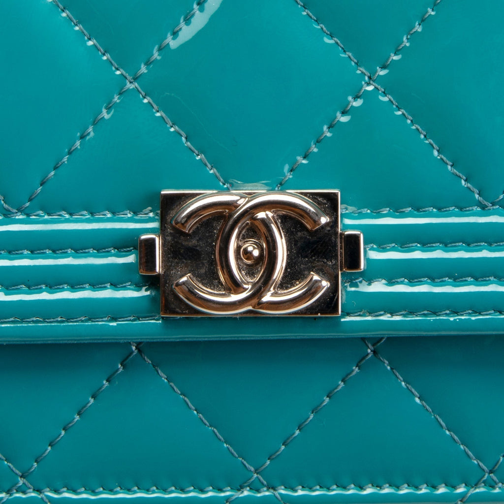 CH Patent Boy Wallet On Chain - Turquoise