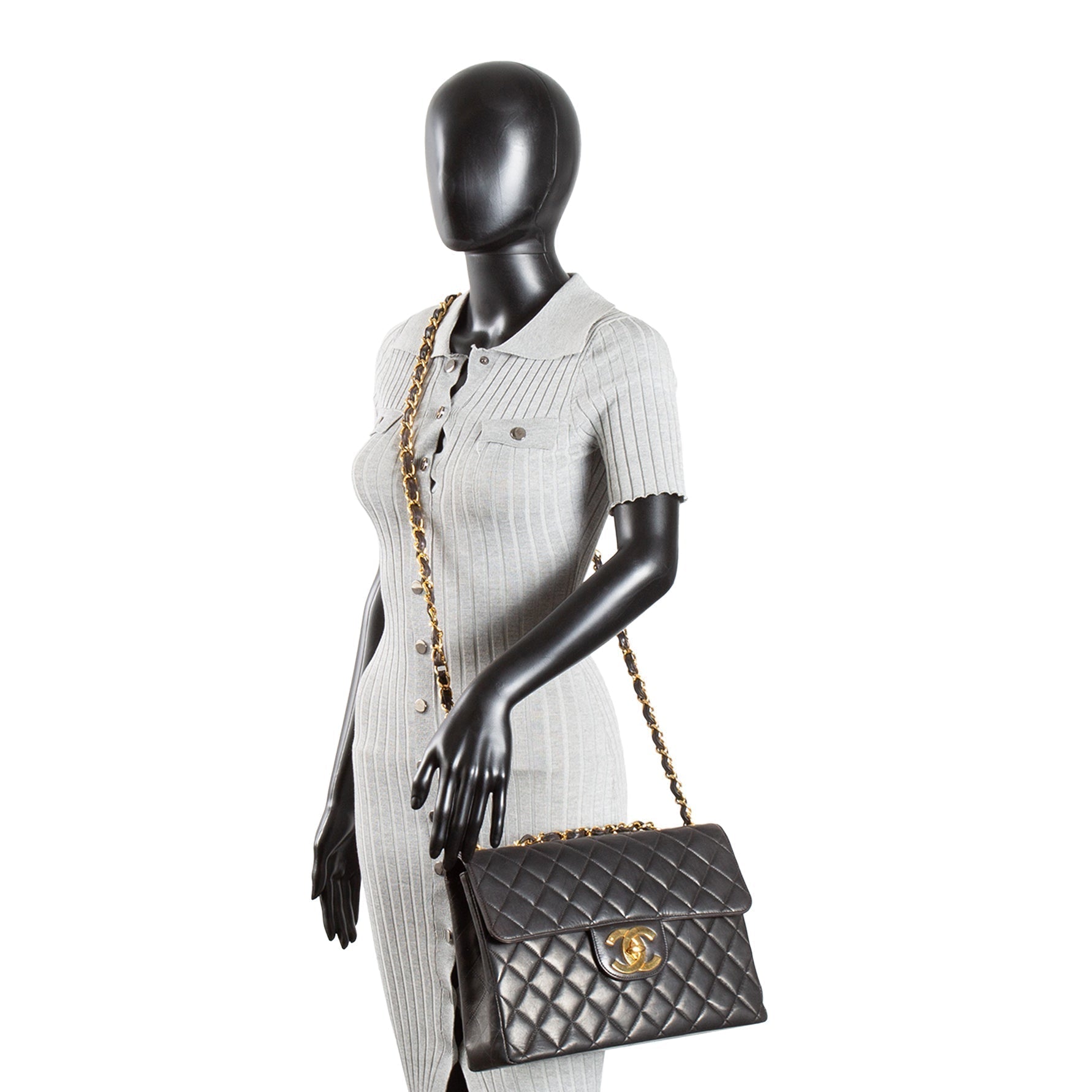 CH Vintage Maxi CC Flap Bag - Black