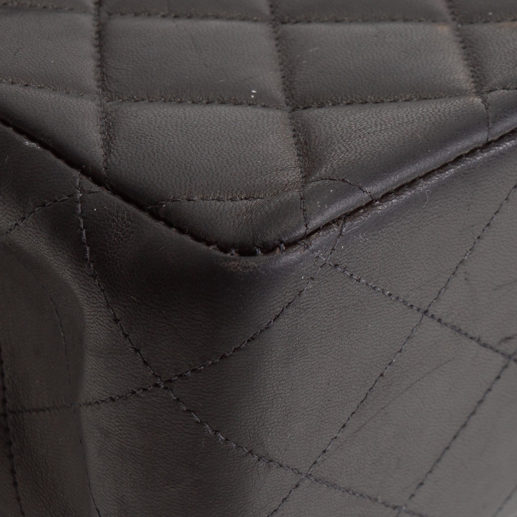 CH Vintage Maxi CC Flap Bag - Black