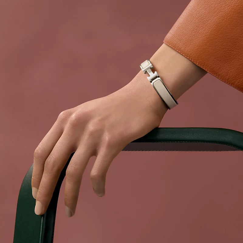 Clic H bracelet  silver cream