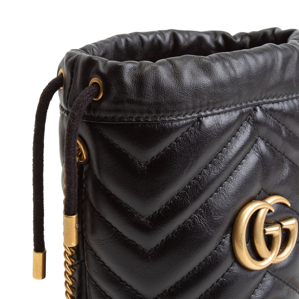GU GG Marmont Small Bucket Bag - Black