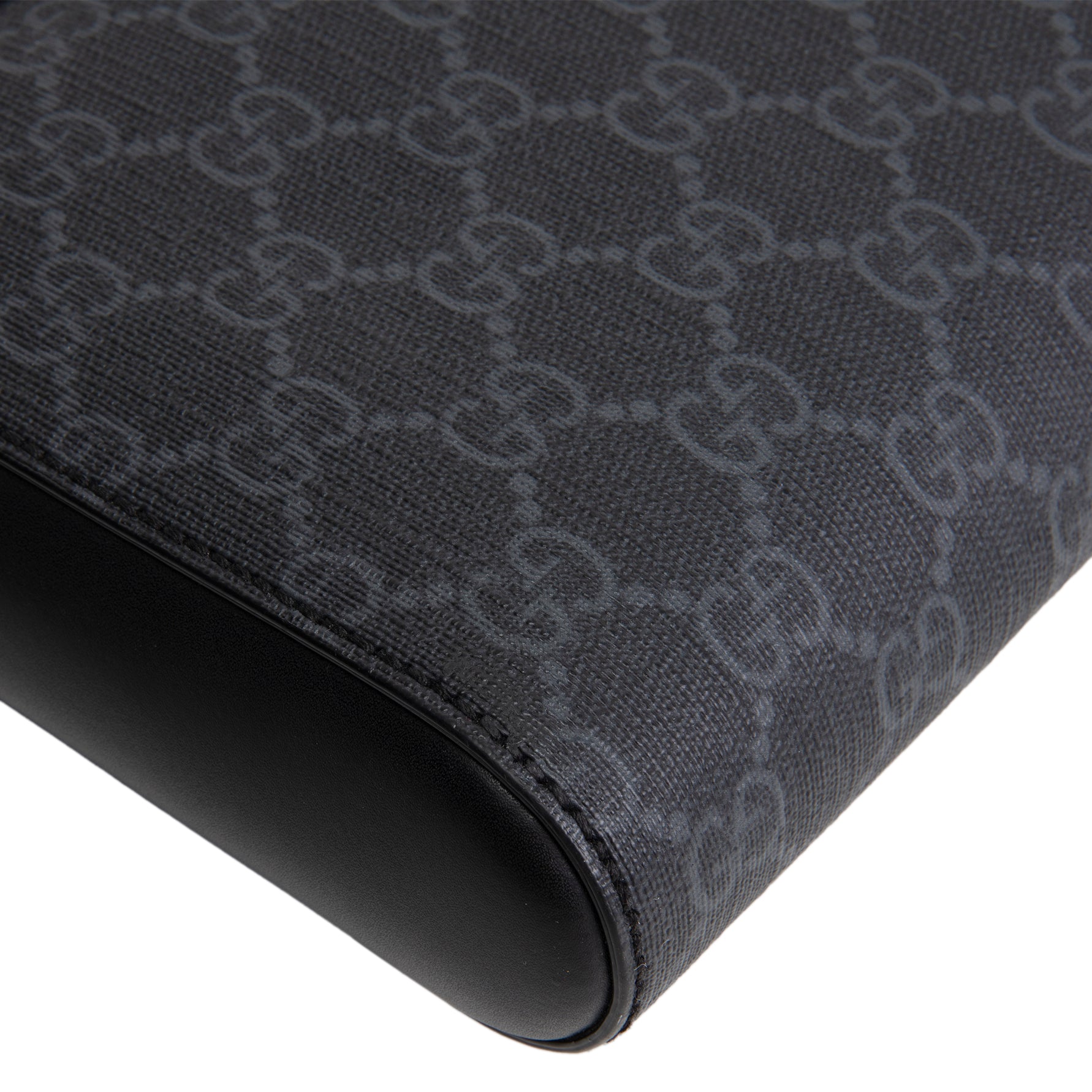 GU GG Supreme Messenger - Black