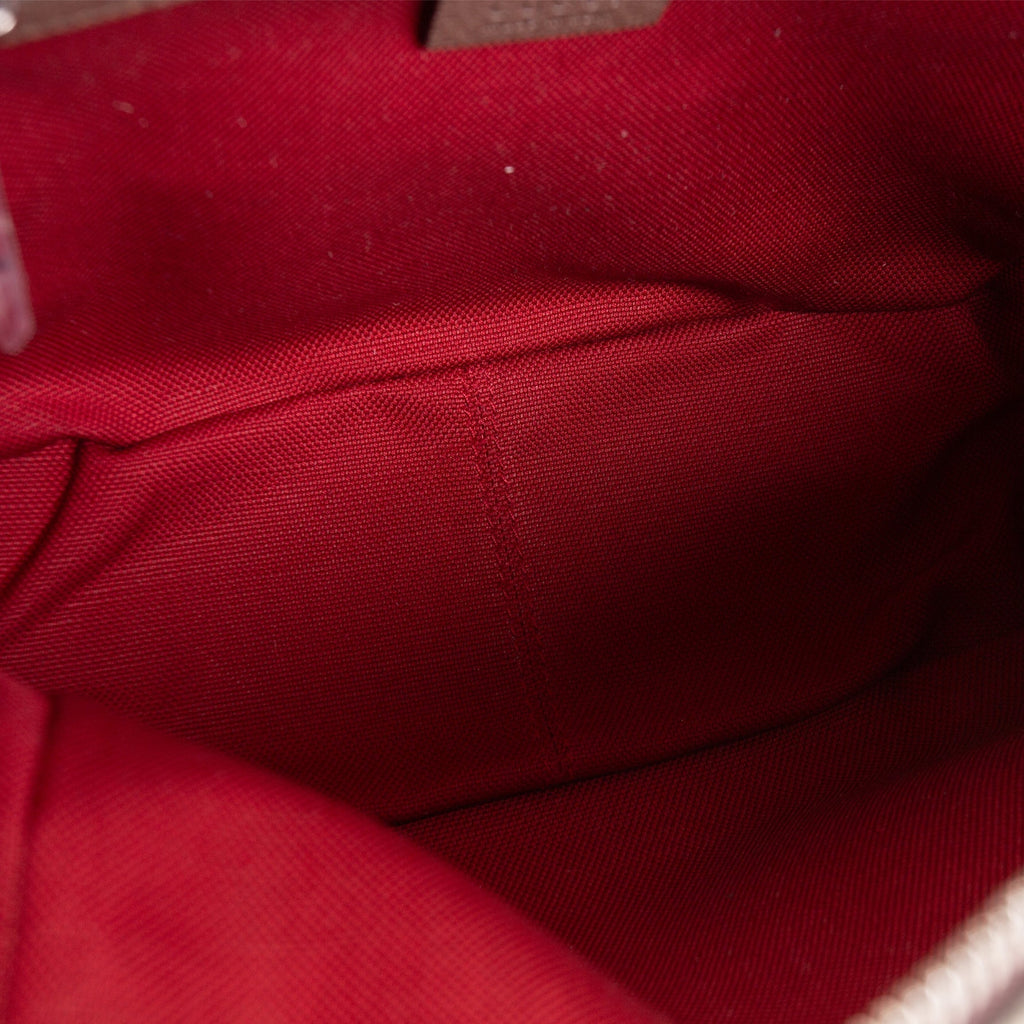GU Supreme Soft Canvas Trunk