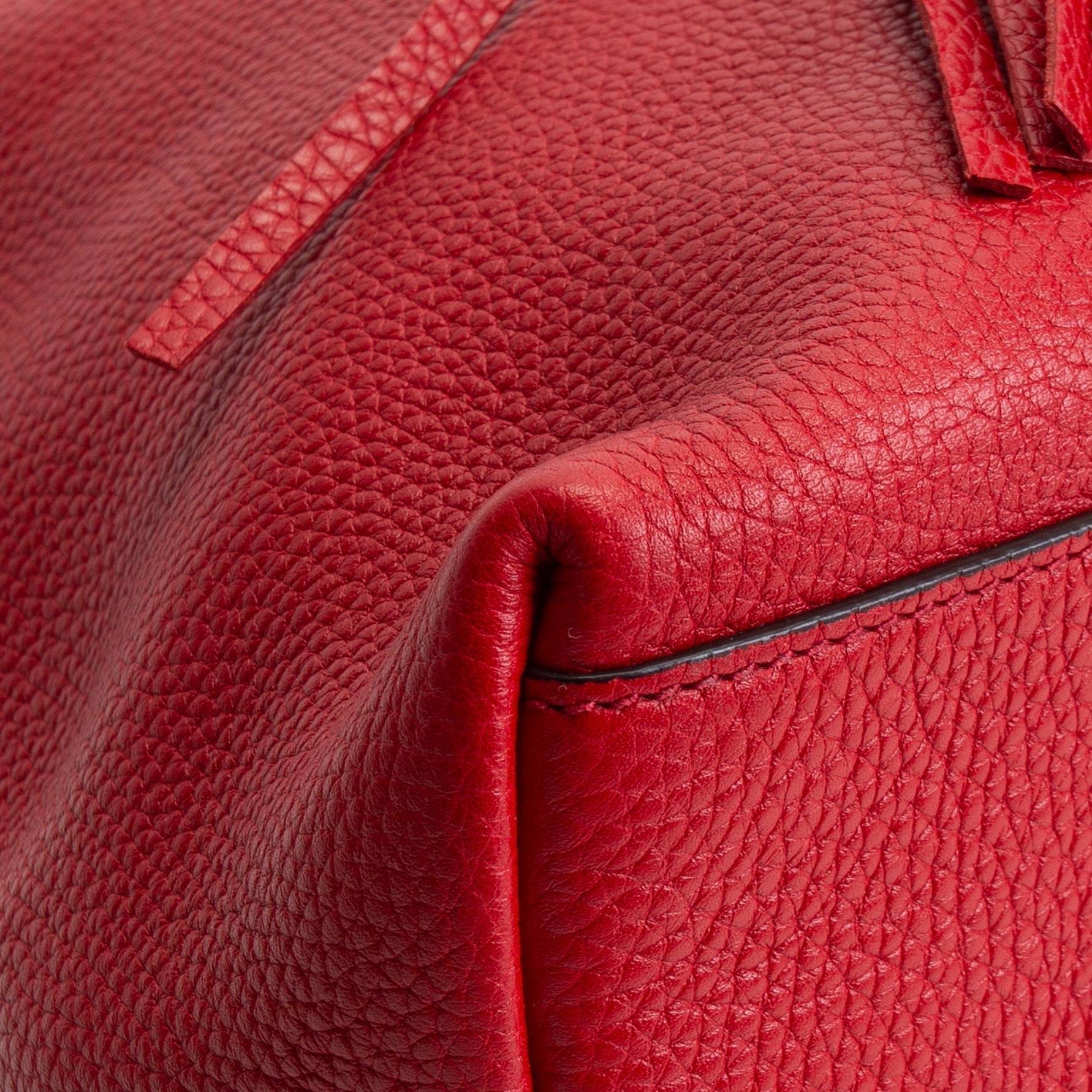 GUI Soho Medium Chain Tote - Red