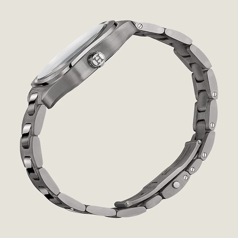 H08 42mm watch Titanium